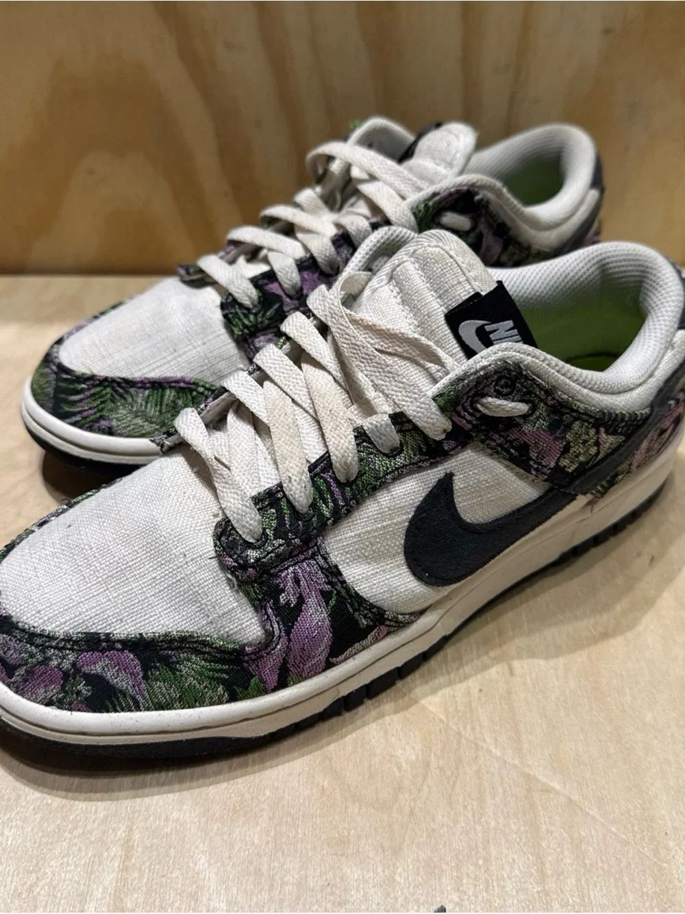 FN7105-030 Nike Dunk Low Next Nature Floral Tapestry (Women's) Size 9